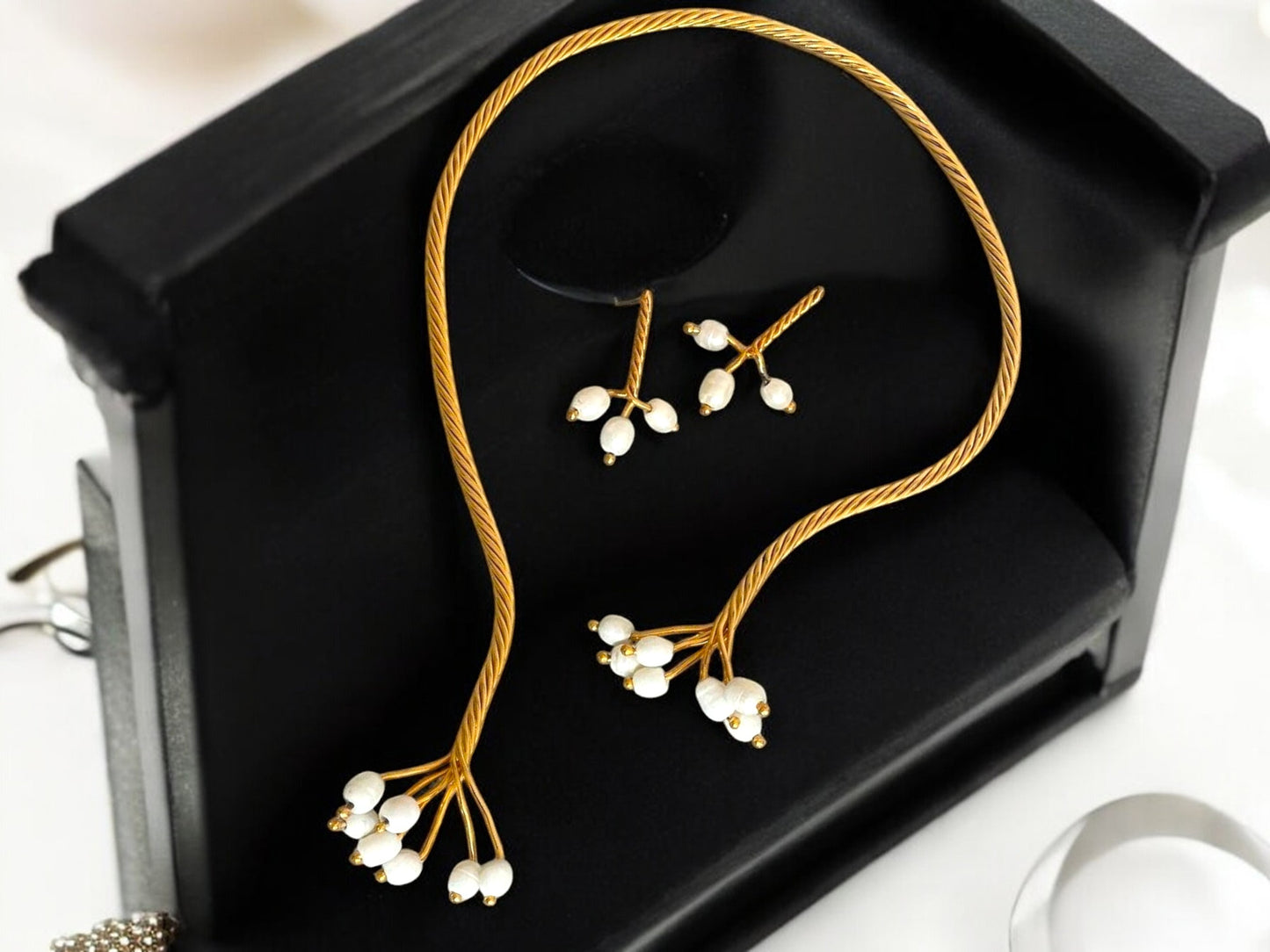 Gold Twist with Gemstone Branches Open Collar Necklace Earrings Set, Handmade In Turkey - Glam Duchess