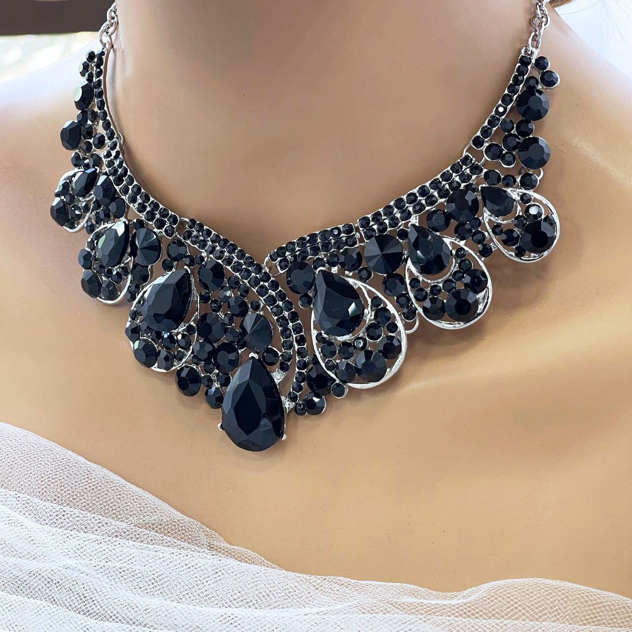 Luxury Black Crystal Statement Necklace & Earrings Set – Evening & Formal Jewelry - Glam Duchess