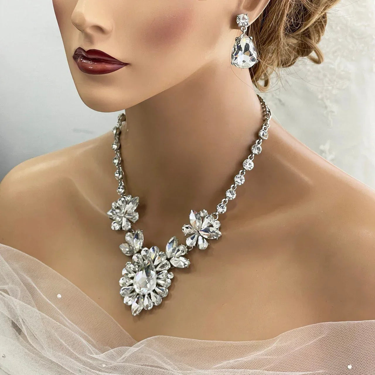 Luxury Crystal Statement Necklace & Earrings Set – Bridal & Evening Jewelry - Glam Duchess
