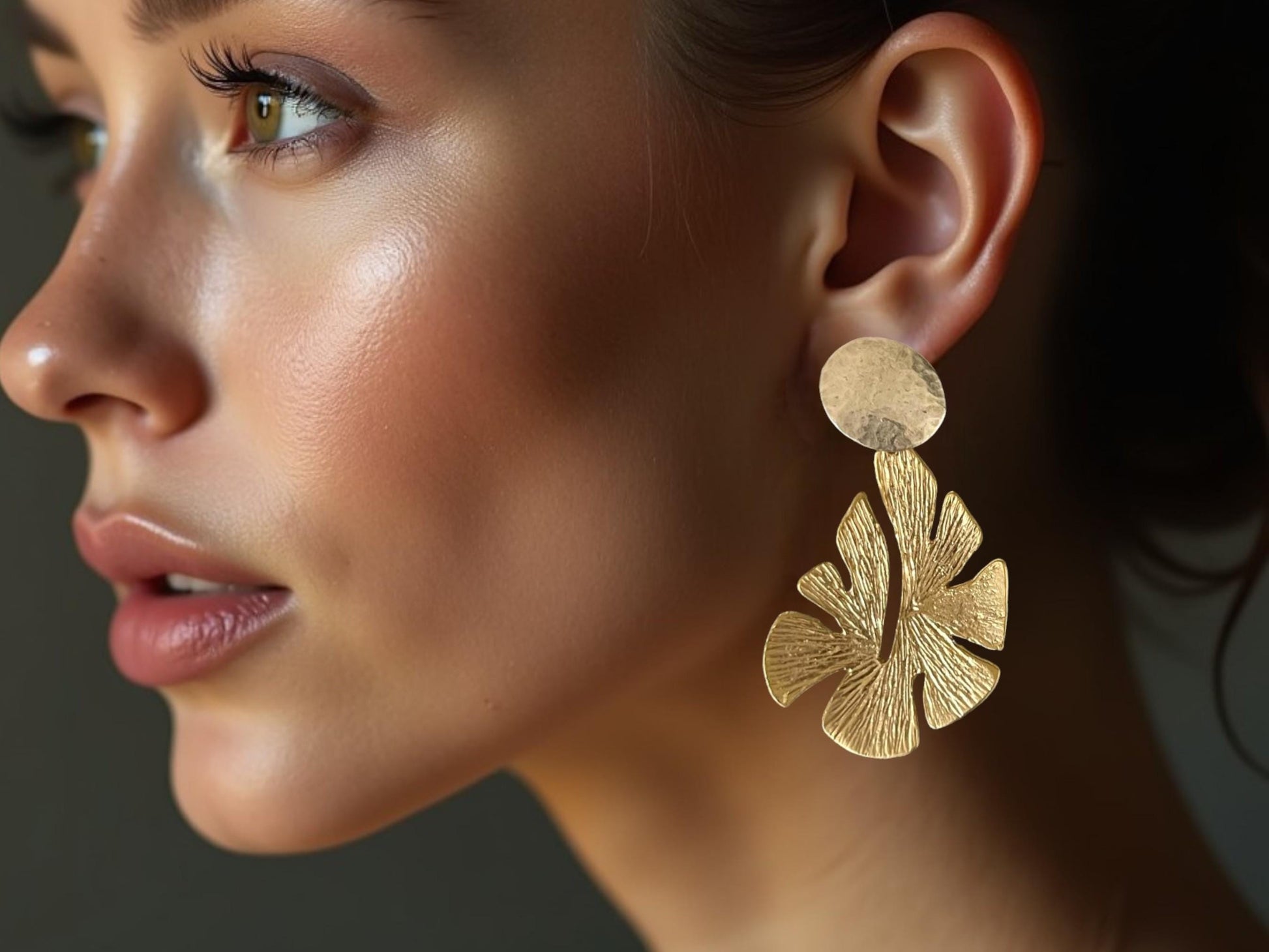 Chunky Leaf Earrings - Handmade 18K Gold-Plated Two-Tone Dangle Jewelry, Handmade In Turkey - Glam Duchess