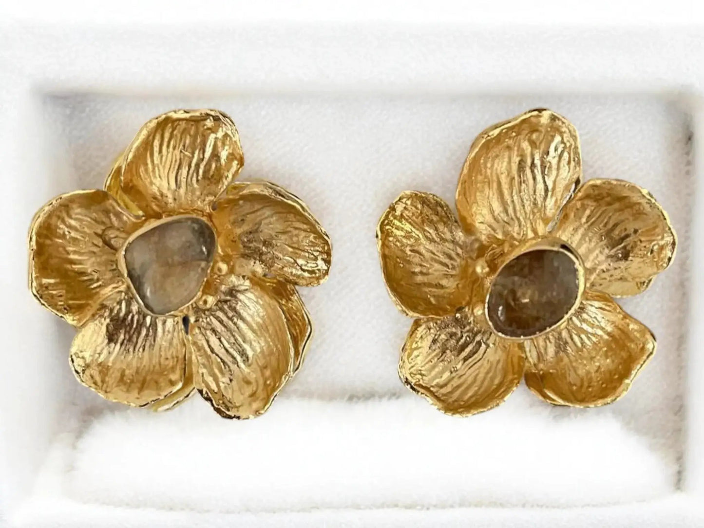 Gold Plated Stud Earrings – Handmade Floral Agate Stone Earrings with Chunky Flower Design by Glam Duchess (handmade-18-k-gold-plated-chunky-agate-natural-stone-floral-stud-earrings-ooak-bold-earrings-jewelry-statement-handcrafted-in-turkiye)