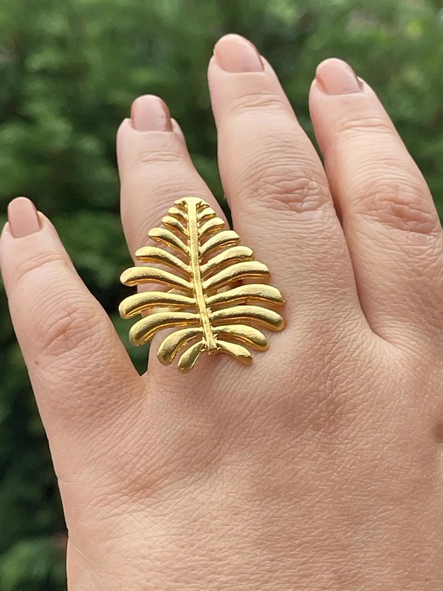 Gold Leaf Ring - Adjustable Chunky Botanical Jewelry | Handmade Boho Chic by Glam Duchess (chunky-gold-plated-botanical-inspired-adjustable-ring-leaf-statement-ring-nature-jewelry-handmade-boho-ring-gift-for-her-made-in-turkiye)