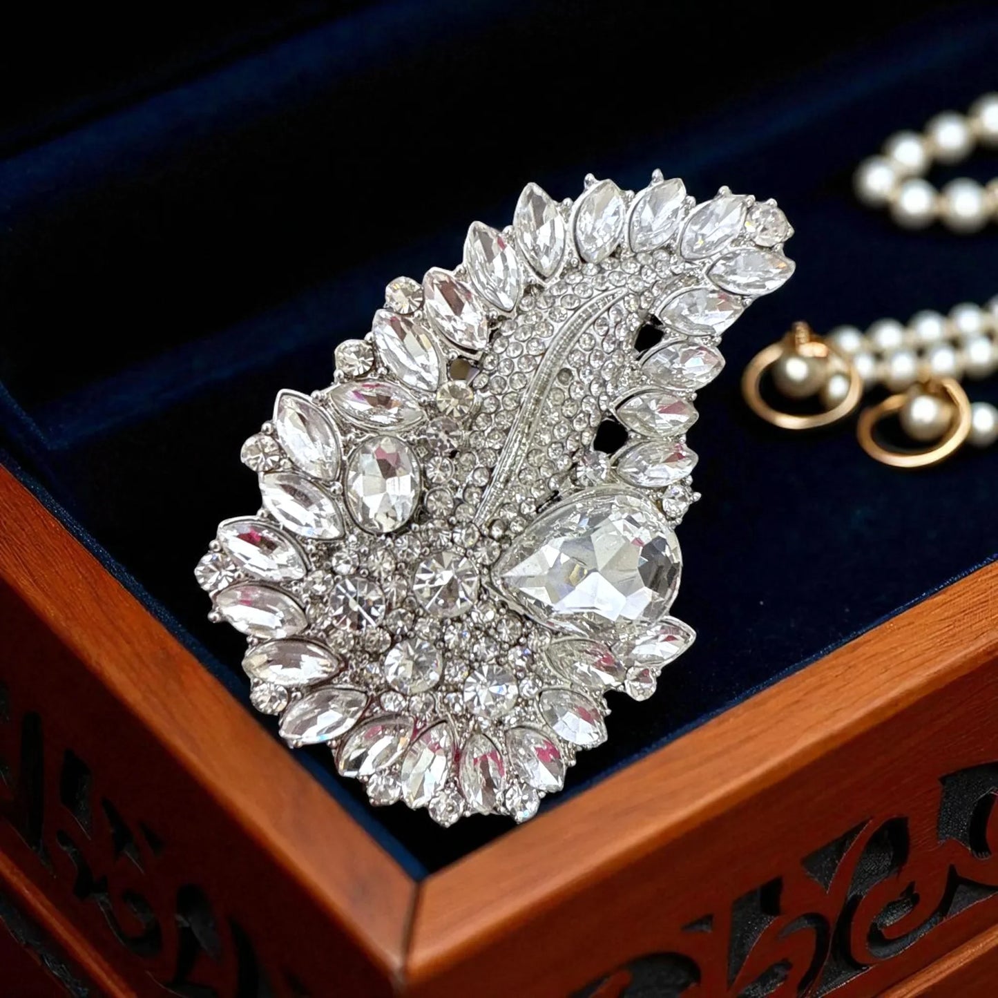 Elegant Crystal Paisley Statement Brooch – 2.5 Inch Rhinestone Pin - Glam Duchess