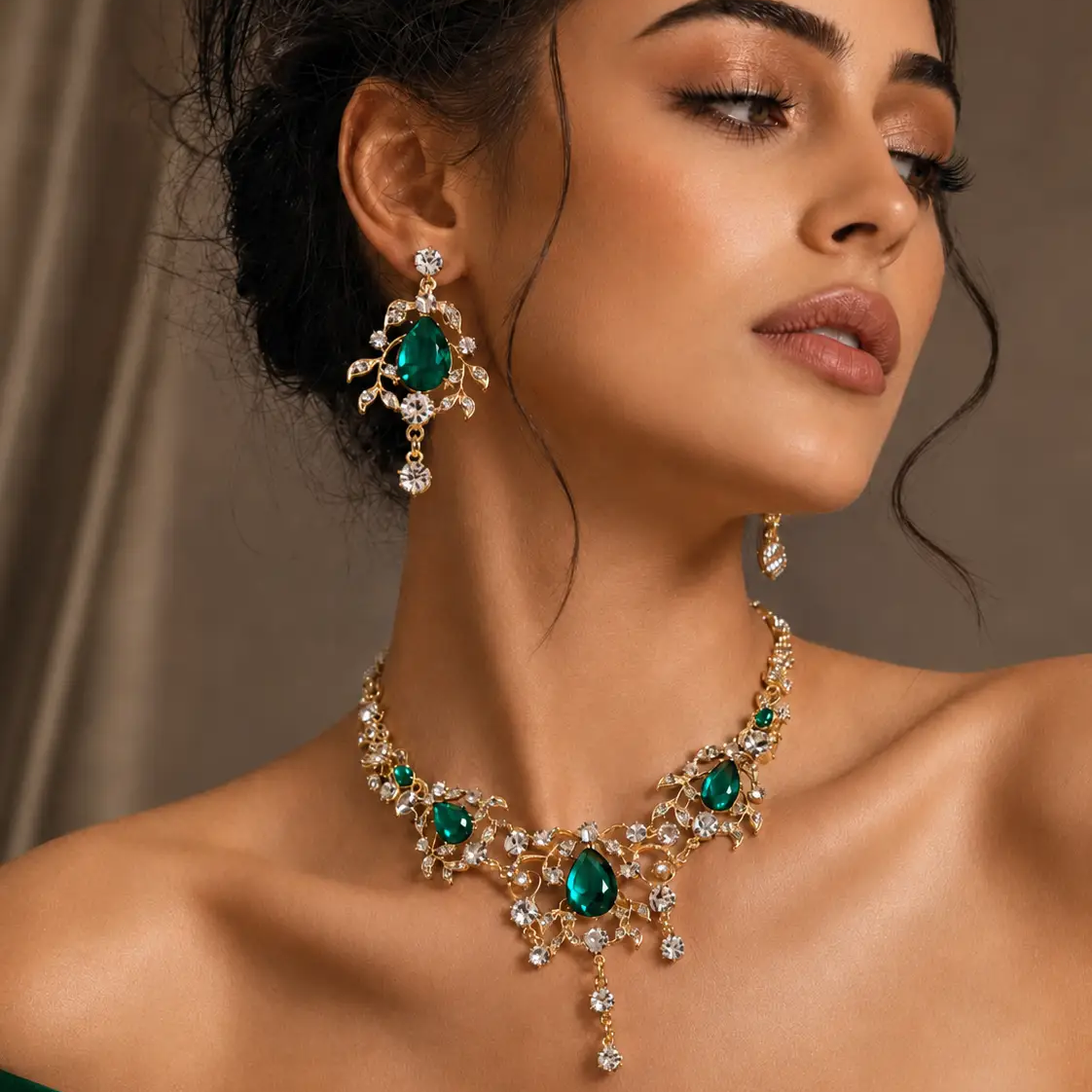 Emerald Garden Crystal Necklace & Earrings Set - Jewelry Sets from Glam Duchess