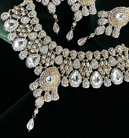 Elegant Indian Bridal Jewelry Set Kundan Choker,Earrings and Headpiece, Wedding Jewelry Set - Glam Duchess