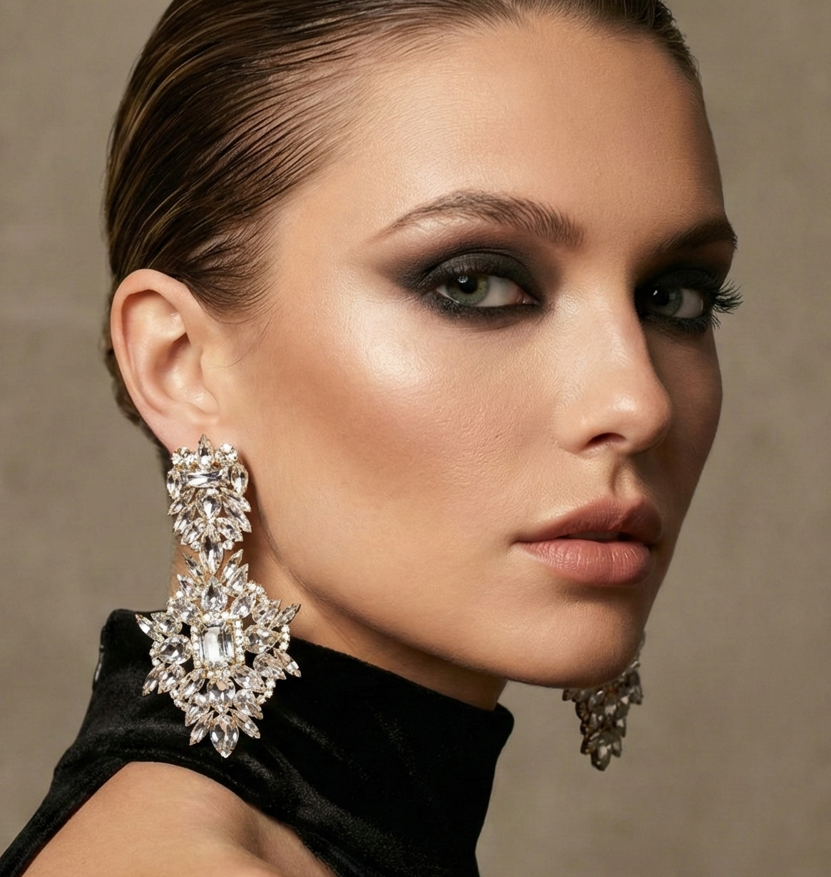 Chunky Wedding Earrings – Lightweight Bridal Statement Chandelier Earrings in Silver Gold