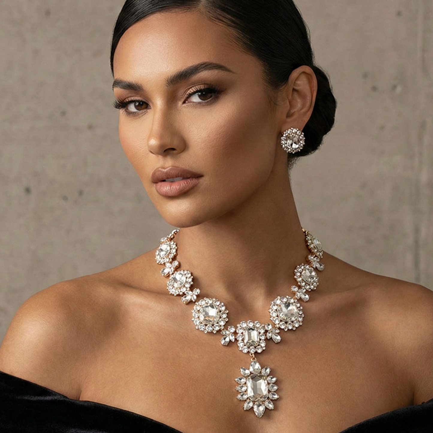 Crystal Statement Necklace & Earrings Set – Vintage Bridal Choker with Drop Pendant, Gold Tone Formal Jewelry