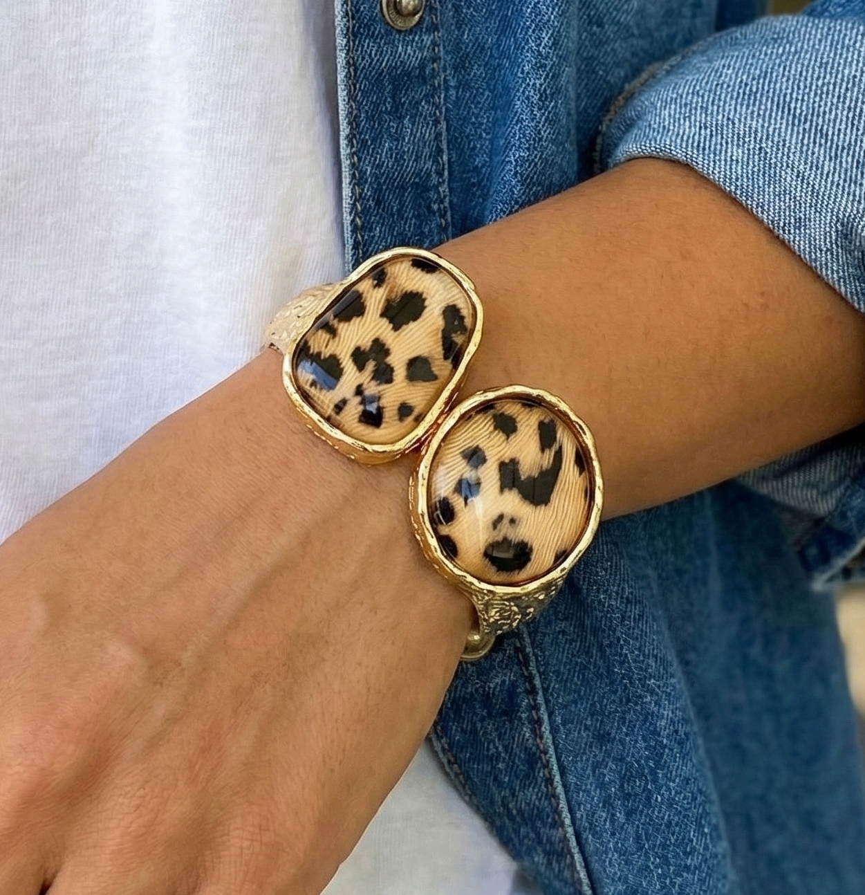 Leopard Double Confetti Stone Hinged Bracelet