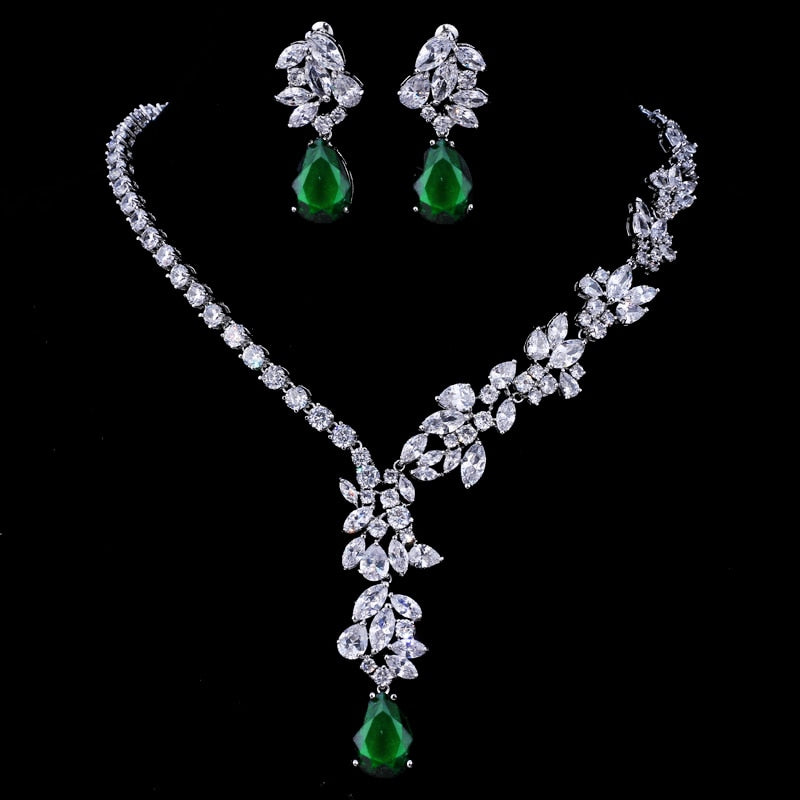 Exquisite Emerald Green Cubic Zirconia Necklace and Earrings Set
 
 Make a stunning statement with this exquisite jewelry set, featuring a captivating emerald green cubic zircon necklace and earrings. Whether you're attending a wGlam DuchessGlam DuchessExquisite Emerald Green Cubic Zirconia Necklace