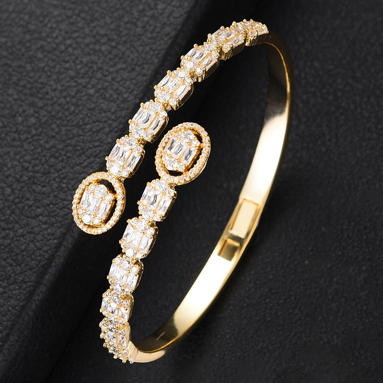 Luxurious Sparkling Platinum Bangle Bracelet