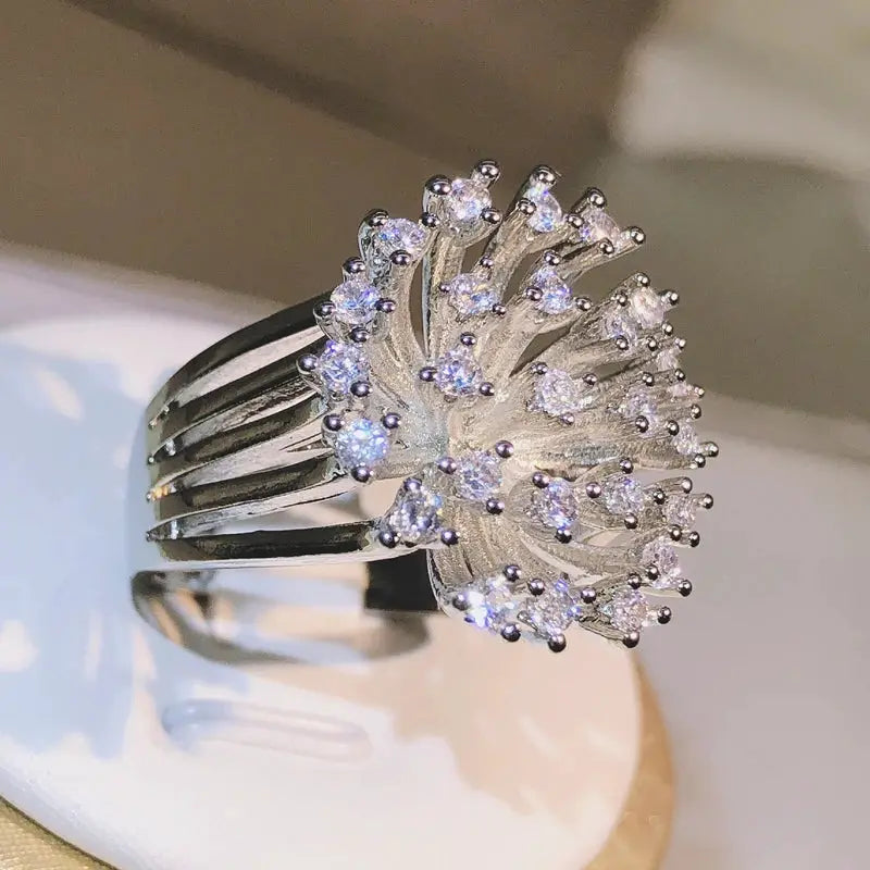 Celeste Dandelion Zircon Ring – detail view 4