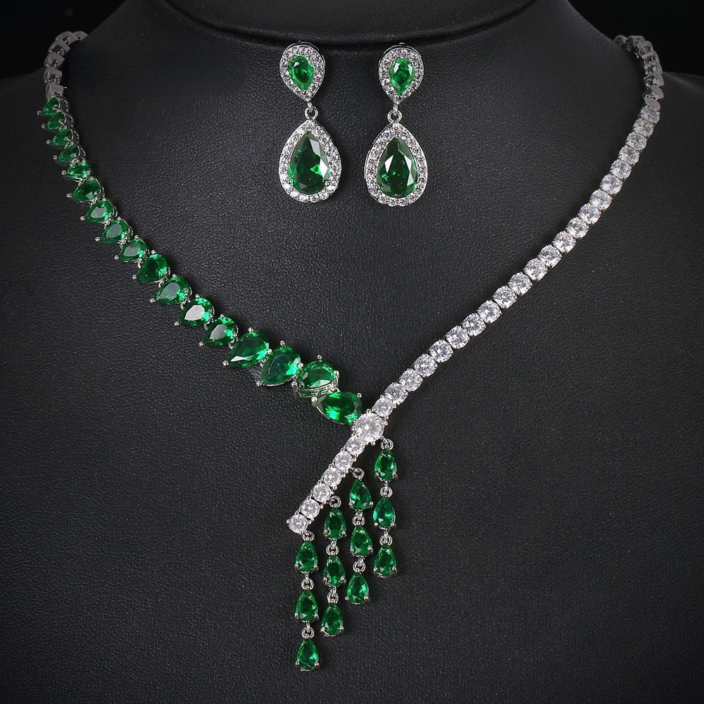 Exquisite Emerald Green Cubic Zirconia Necklace and Earrings Set
 
 Make a stunning statement with this exquisite jewelry set, featuring a captivating emerald green cubic zircon necklace and earrings. Whether you're attending a wGlam DuchessGlam DuchessExquisite Emerald Green Cubic Zirconia Necklace