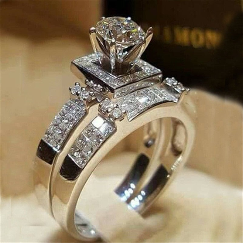 Chic Geometric Zinc Alloy Wedding Ring Set