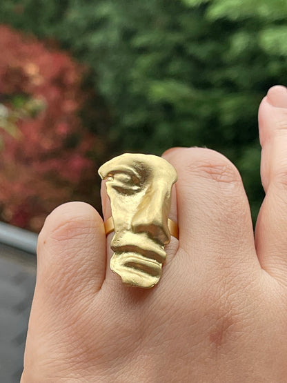 Handmade Gold-Plated Face Statement Ring – Adjustable Artistic Jewelry