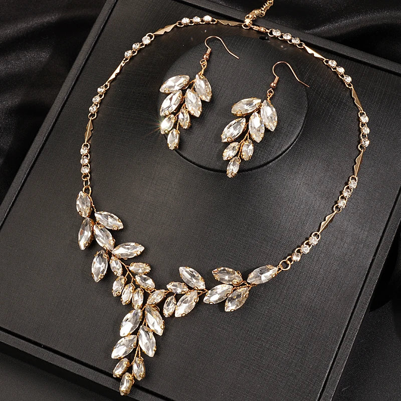 Elegant Handmade Rhinestone Bridal Jewelry Set in Gold/Silver