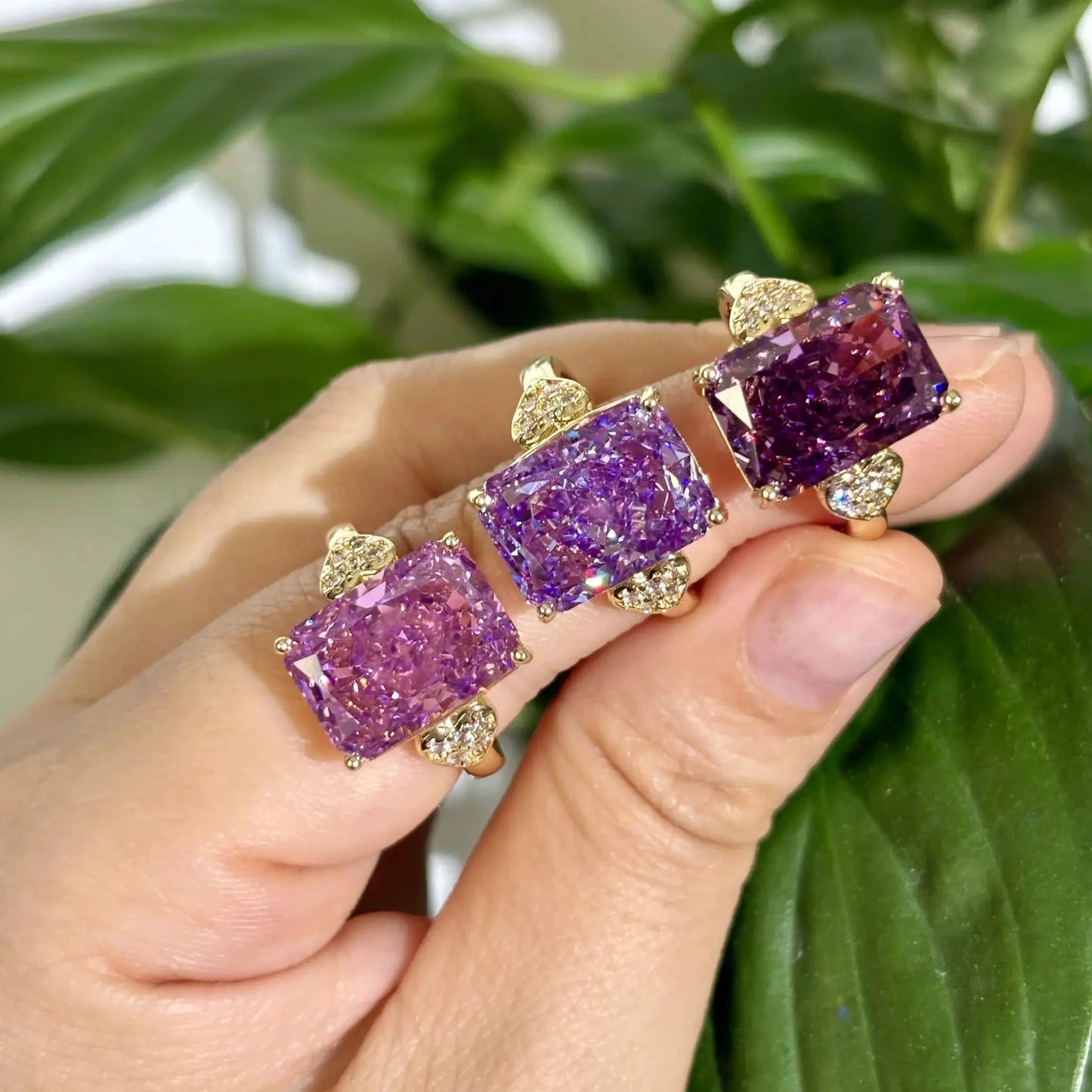 Prism Ice-Cut Adjustable Statement Ring – detail view 3