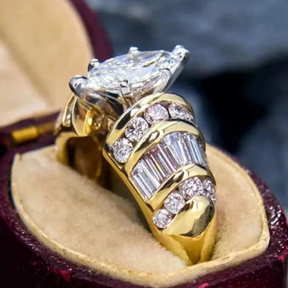 Aurelia Pear-Cut Two-Tone Ring – Glam Duchess