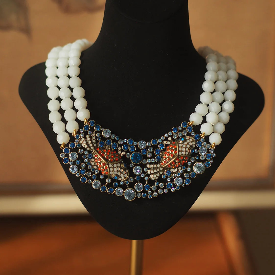 Diamond-Encrusted Carp Necklace with European Vintage Design