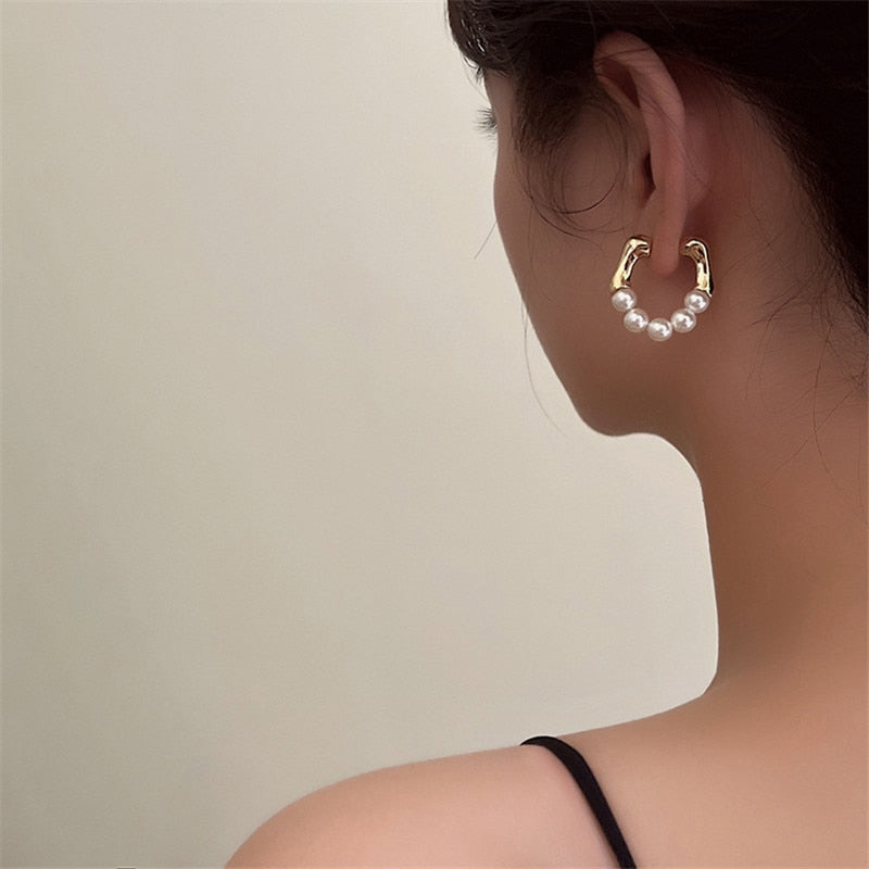 Exquisite Fashion Pearl Earrings