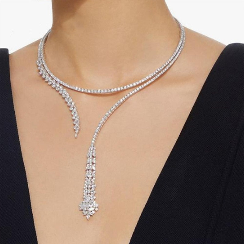 Elegant Heart-Shaped Rhinestone Choker Necklace
 Unique Open Choker Necklace
 This Unique Open Choker Necklace is a trendy and stylish accessory that adds a touch of elegance to any outfit. The necklace features Glam DuchessGlam DuchessElegant Heart-Shaped Rhinestone Choker Necklace