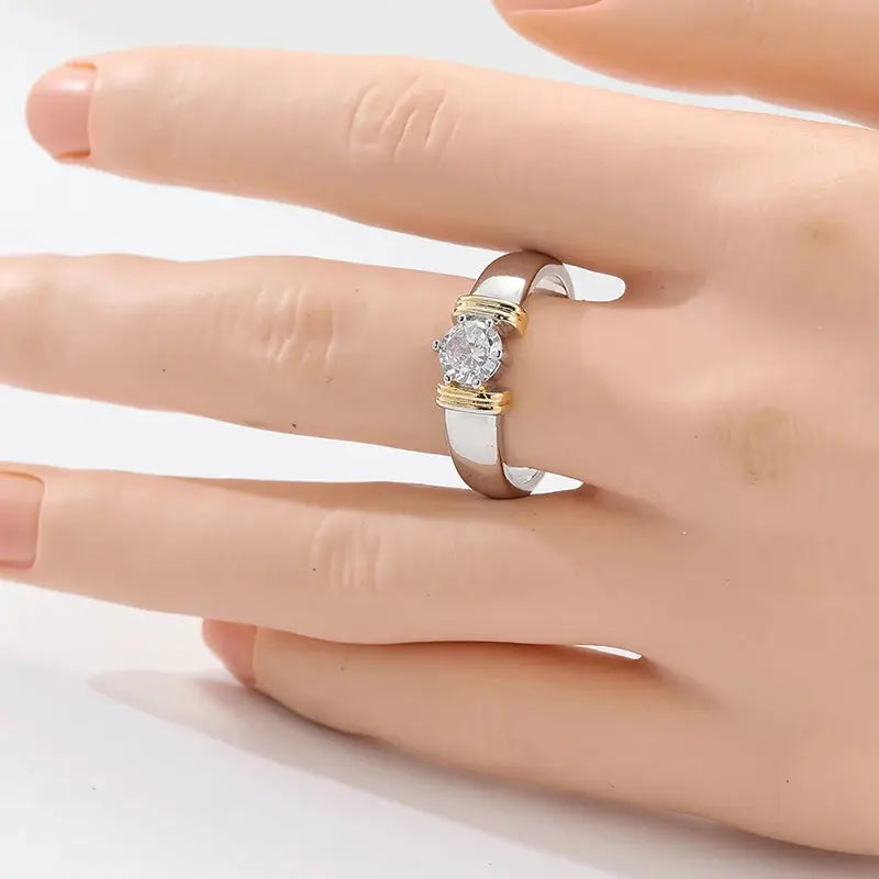 Silver-Tone Zirconia Ring Collection – detail view 2