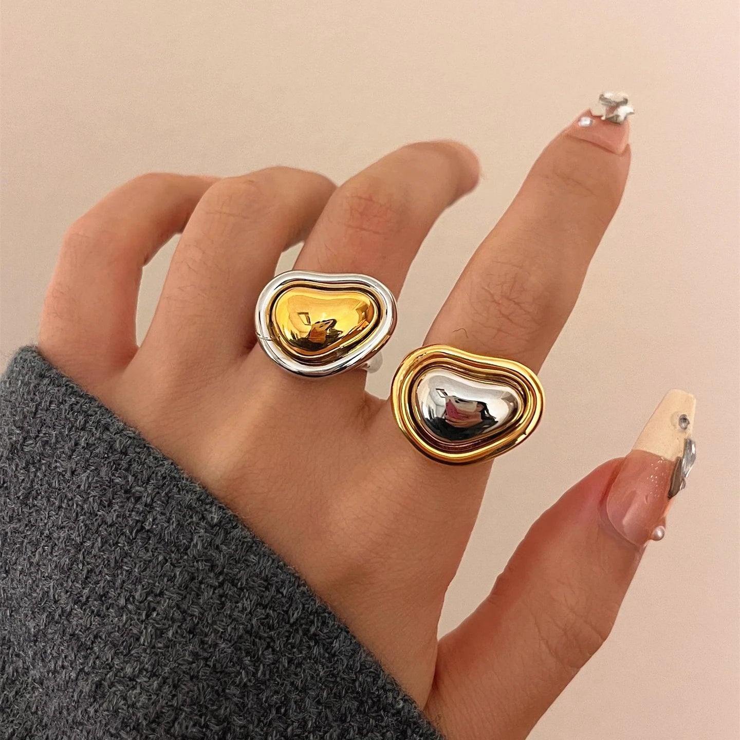 Heart-Shaped Geometric Mix Metal Rings