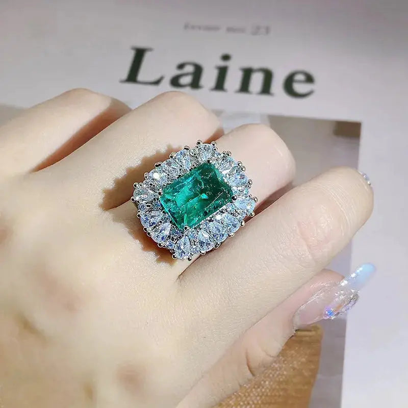Emerald-Cut Green Zircon Halo Ring – detail view 6