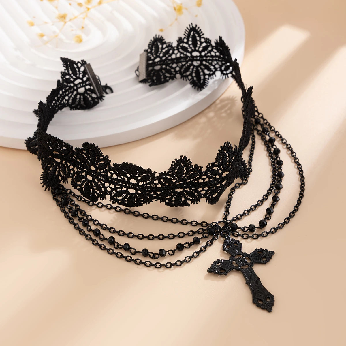 Multilayer Gothic Black Lace Chunky Chain Necklace Vintage Cross Pendant Choker