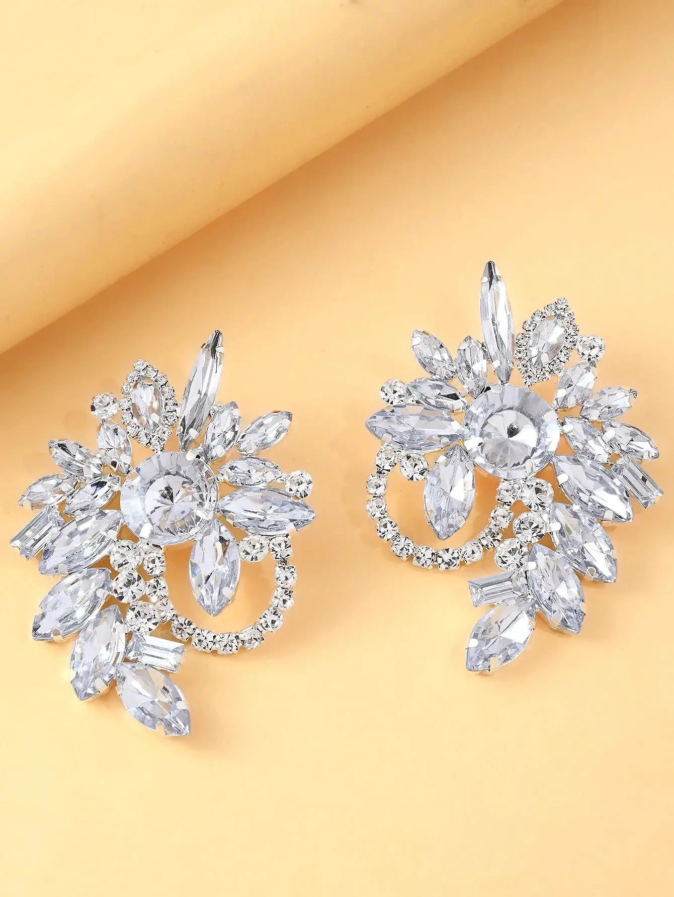 Fleur Radiance Crystal Drop Earrings – detail view 6