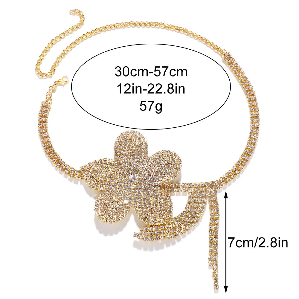 Extravagant Vintage Rhinestone Flower Choker Necklace