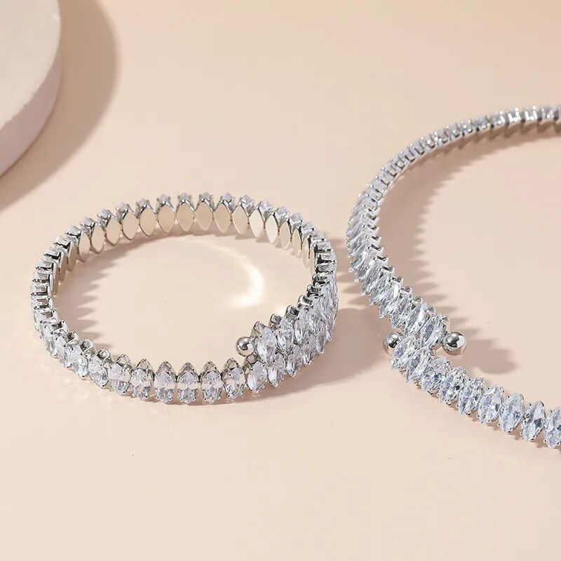 Exquisite Geometric Choker Necklace Bracelet Set with Cubic Zirconia