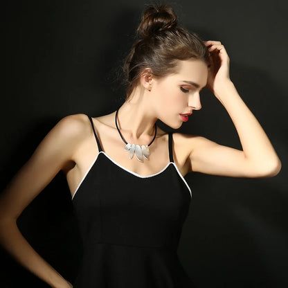 Chic Retro Metal Choker Necklace