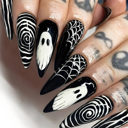 24pcs Halloween Patch Artificial Nails