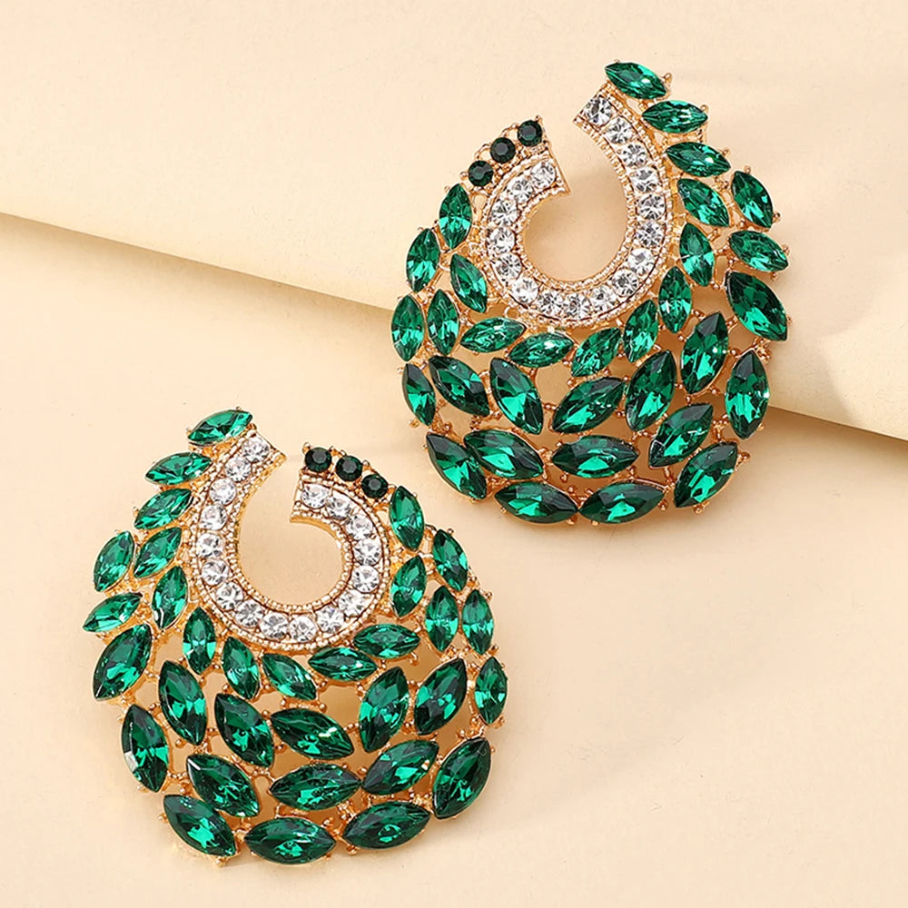 Exquisite Rhinestone Stud Earrings for Fashionable Luxury