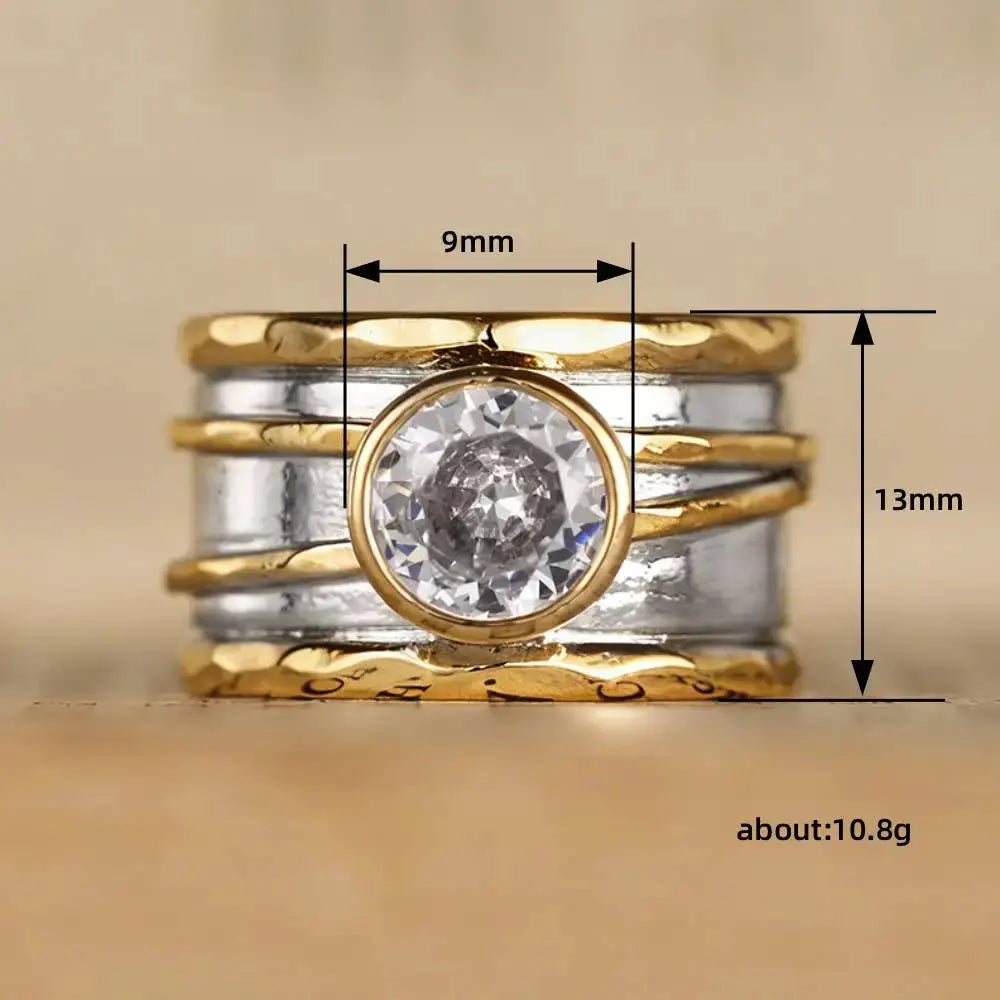 Elysian Two-Tone Curve Ring – detail view 5