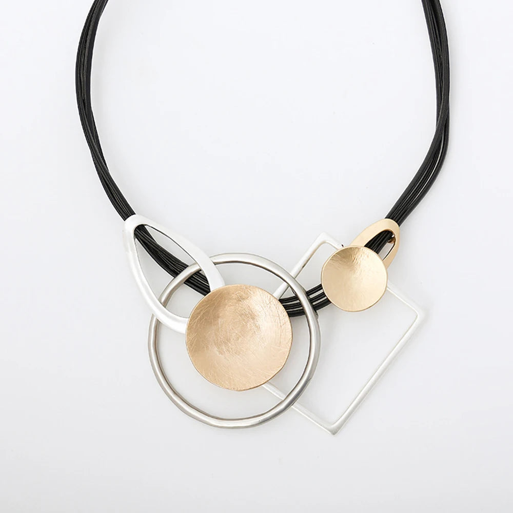 Geometric Minimal Suspension Pendant Choker Necklace