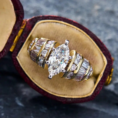 Aurelia Pear-Cut Two-Tone Ring – detail view 2