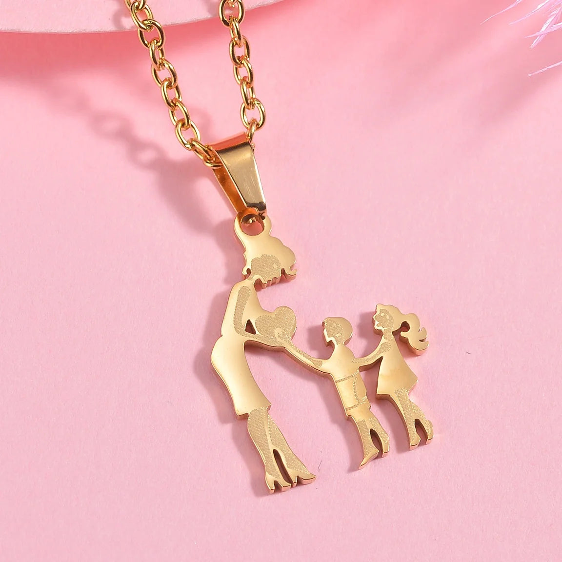 Family Necklaces with Mama Pendants - Stainless Steel Jewelry for Mother's Day & Birthdays