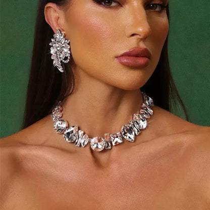 Fleur Radiance Crystal Drop Earrings – detail view 3