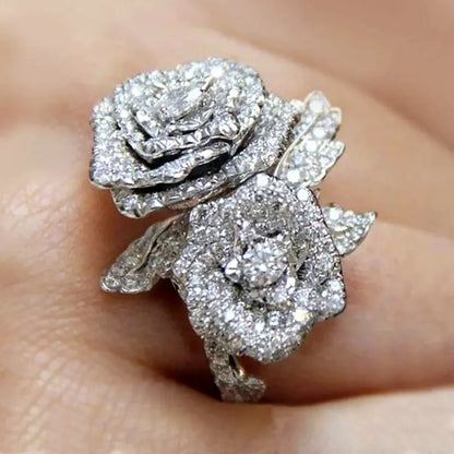 Rosette Pavé Statement Ring – detail view 2