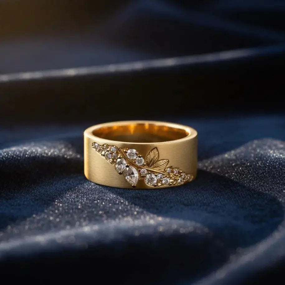 Verdant Vine Statement Ring – detail view 3