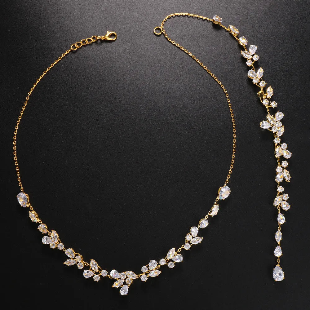 Enchanting Bridal Choker Backdrop Necklace for a Timeless Elegance