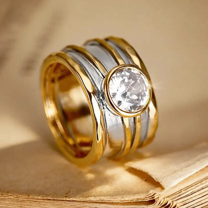Elysian Two-Tone Curve Ring – Glam Duchess