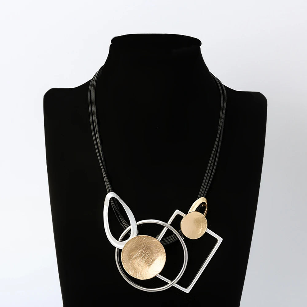 Geometric Minimal Suspension Pendant Choker Necklace