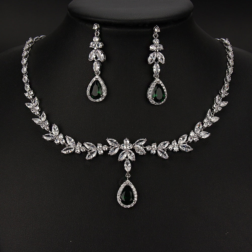 Exquisite Emerald Green Cubic Zirconia Necklace and Earrings Set
 
 Make a stunning statement with this exquisite jewelry set, featuring a captivating emerald green cubic zircon necklace and earrings. Whether you're attending a wGlam DuchessGlam DuchessExquisite Emerald Green Cubic Zirconia Necklace