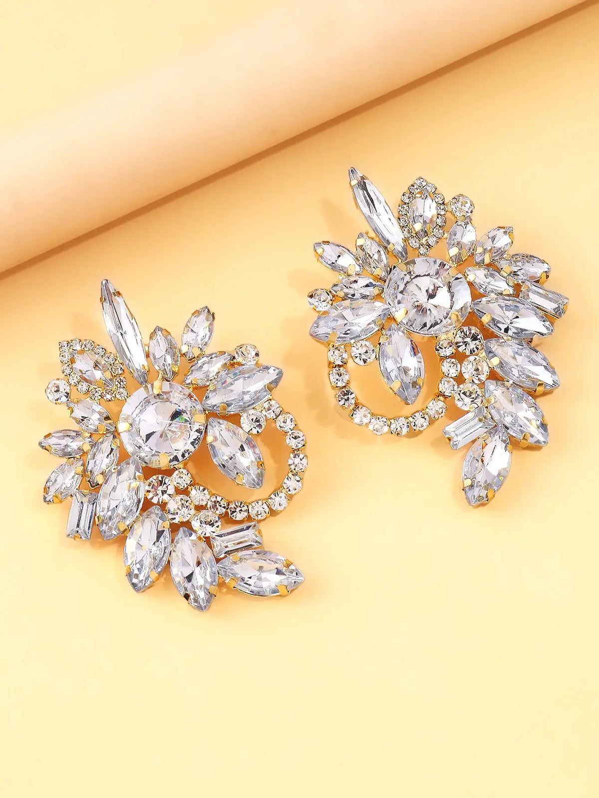 Fleur Radiance Crystal Drop Earrings – detail view 5