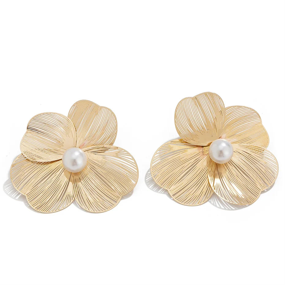 Punk Vintage Earrings - Metal Stud Flower Petal Studs With Pearl & Copper Alloy