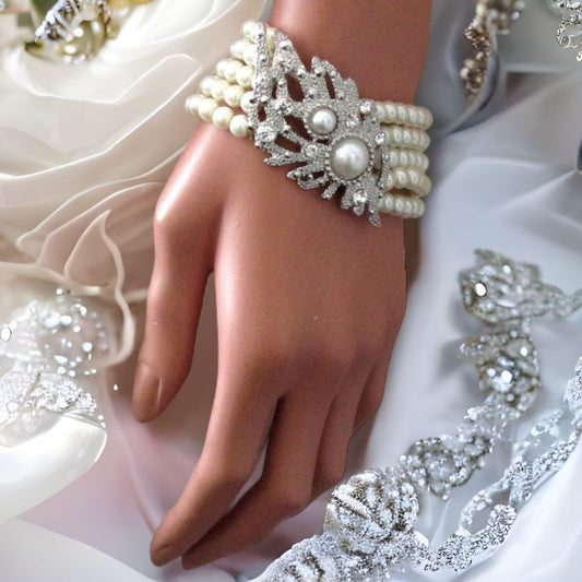 Bridal bracelet, Bridal Jewelry, Pearl crystal Bracelet, Bridesmaid Bracelet, Wedding Jewelry