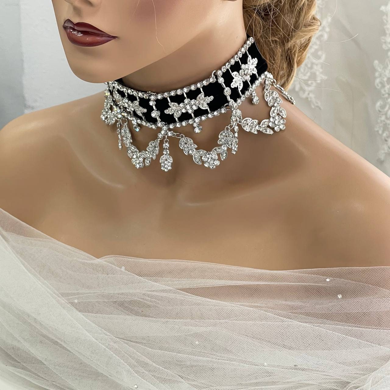 Victorian Crystal choker necklace Statement, Bridal Collar Choker, Elegant Black Velvet Collar for Weddings & Special Events, Gift for Her