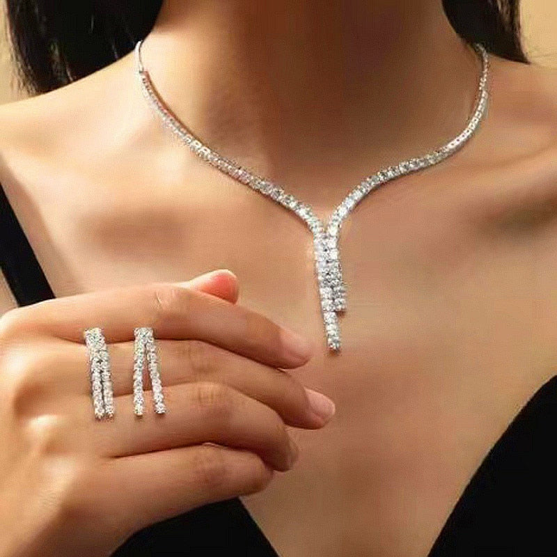Elegant Geometric Crystal Jewelry Set with Necklace and Earrings